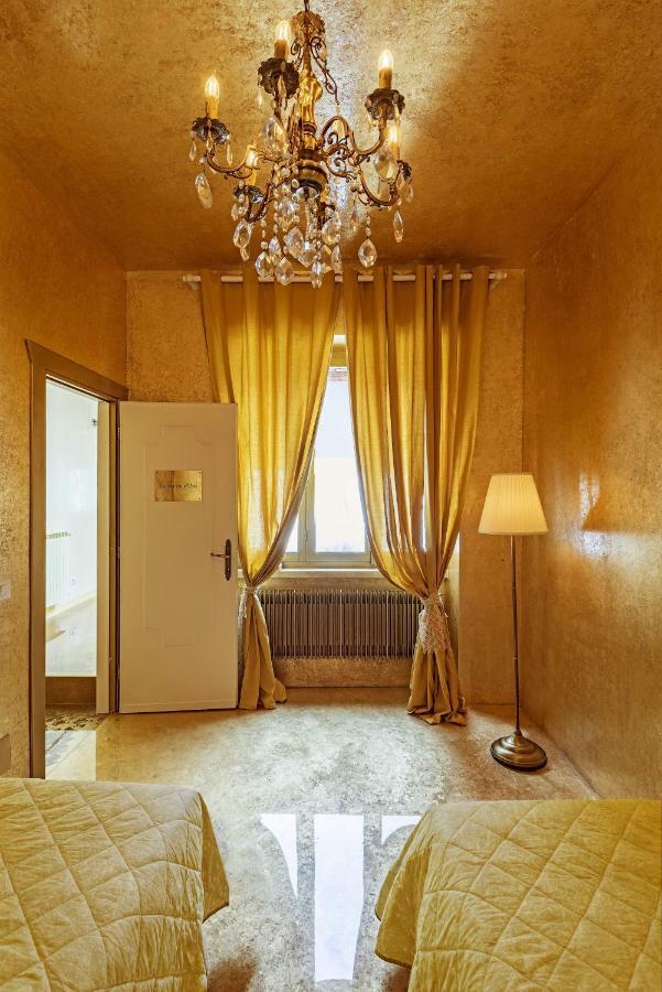 Апартаменты Elegant Historic Large House On Lake Como Граведона Экстерьер фото